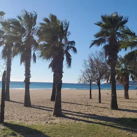 Open, Grand T2, 47m2, 6 Couchages, 2 Salles De Bai Apartamento Fréjus